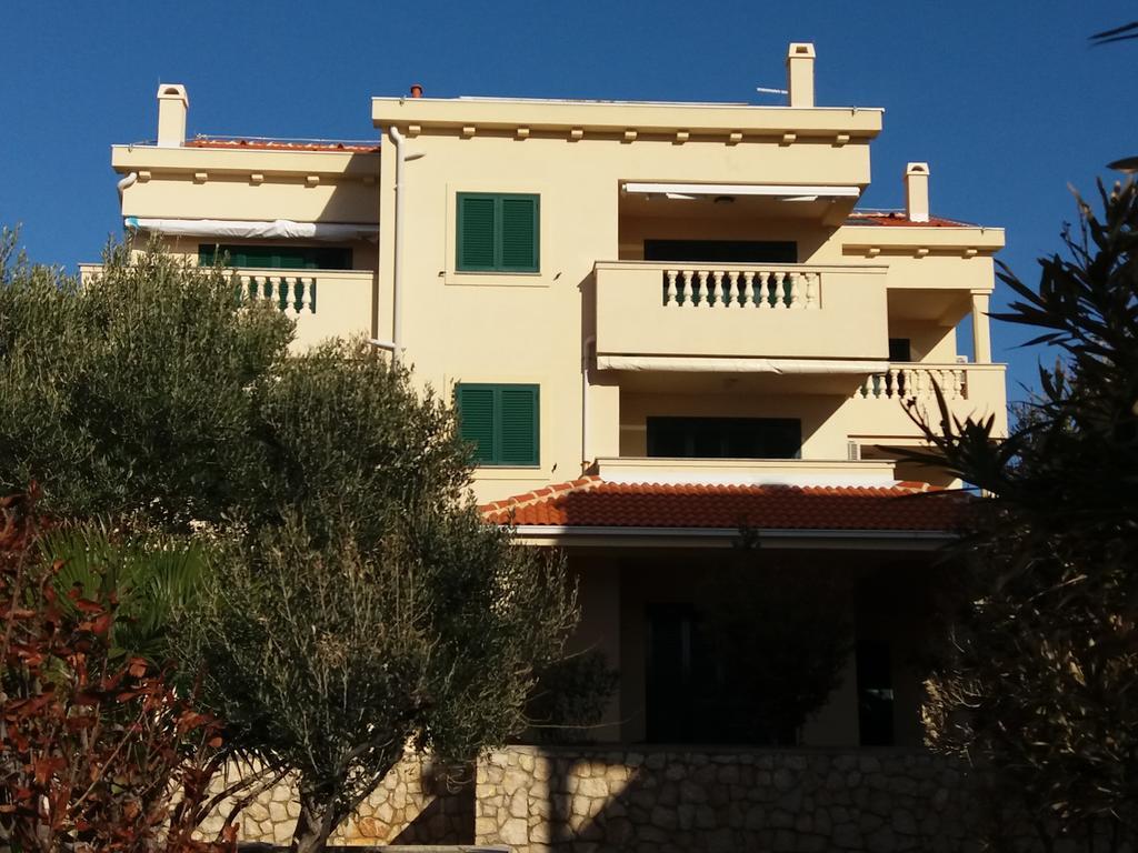Apartments Next To Sea Maris Novalja Extérieur photo