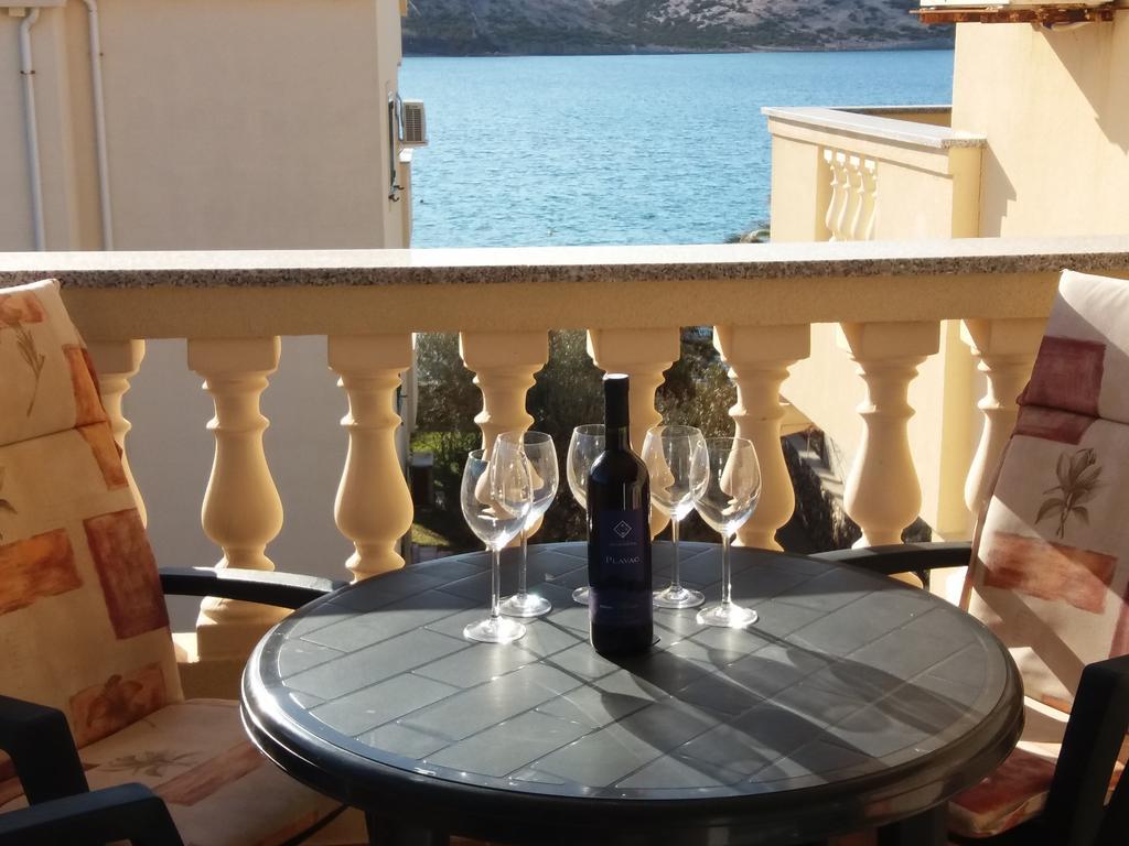 Apartments Next To Sea Maris Novalja Extérieur photo